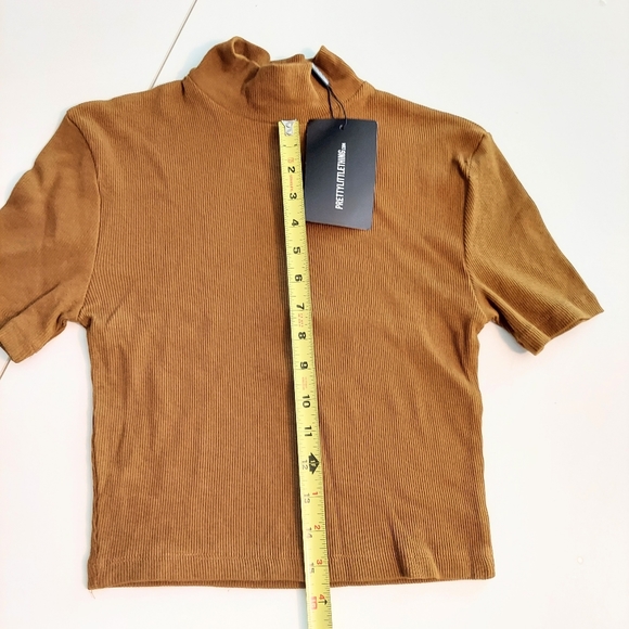 Camel Rib High Neck Crop Top Short Sleeve Shirt New W tag - Picture 3 of 6
